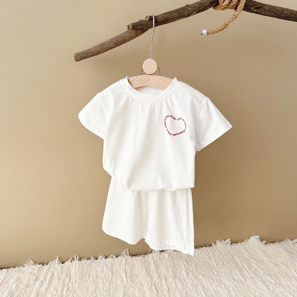 INS Newborn Baby Clothes Set Girls Cotton Heart Shaped Letter Printing Summer T-shirt+shorts 2Pcs for 1-4Y Baby Boys Clothes