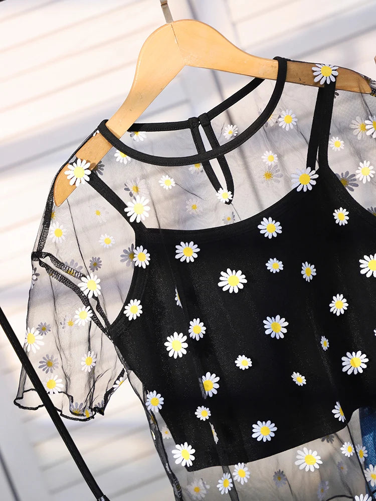 Three Piece Set Of Cute And Fresh Thin Printed Pullover, Solid Color Tank Top, And Printed Shorts For Girls And Children