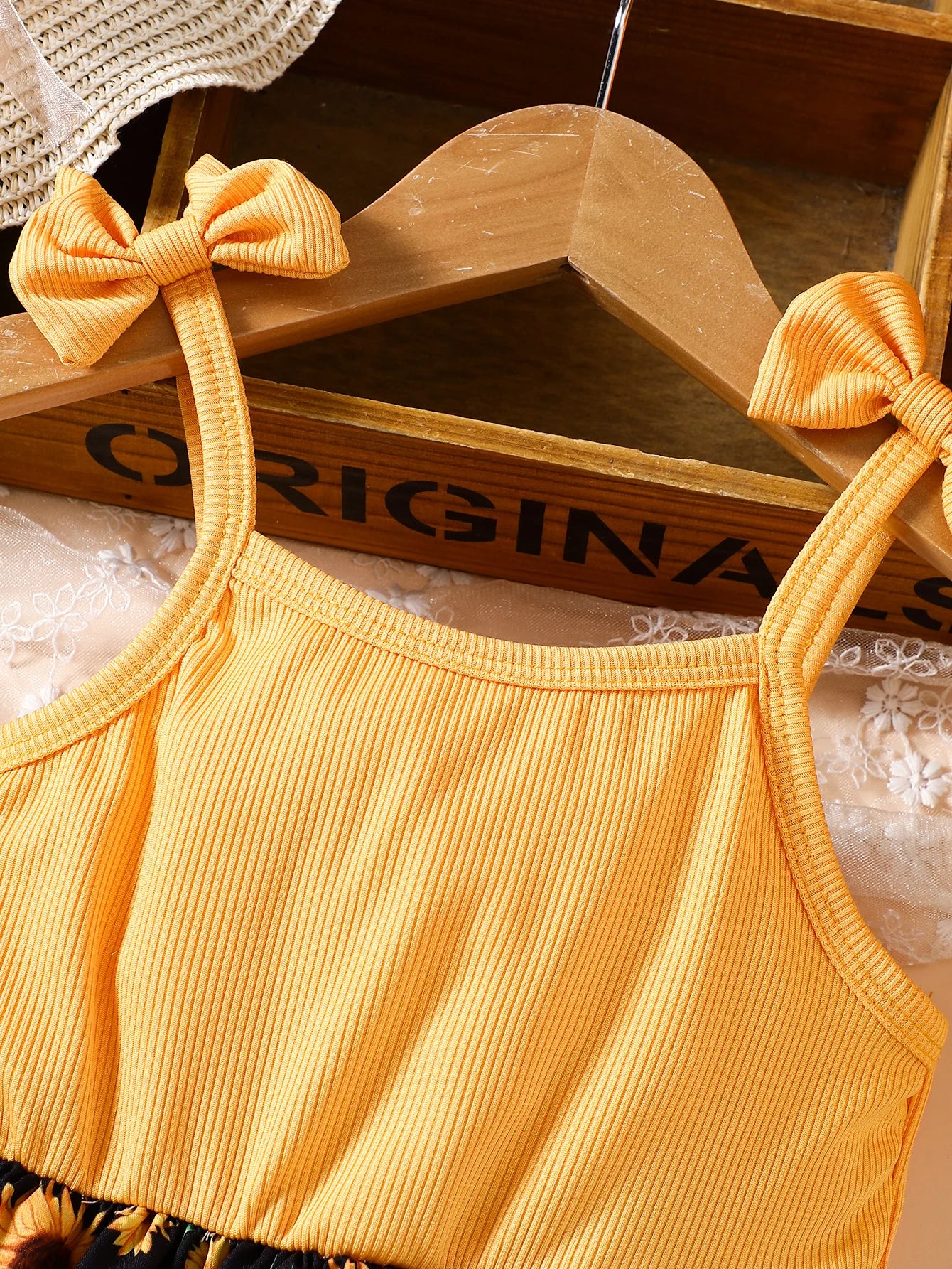 Girls' Spring and Summer Casual Fashion Knitted Suspender Dress with Bow and Sunflower Flowers