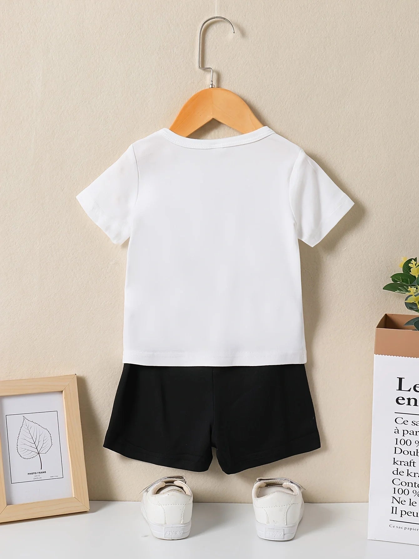 Baby girl cute cartoon leopard print love pattern short sleeved top+casual shorts set for spring and summer