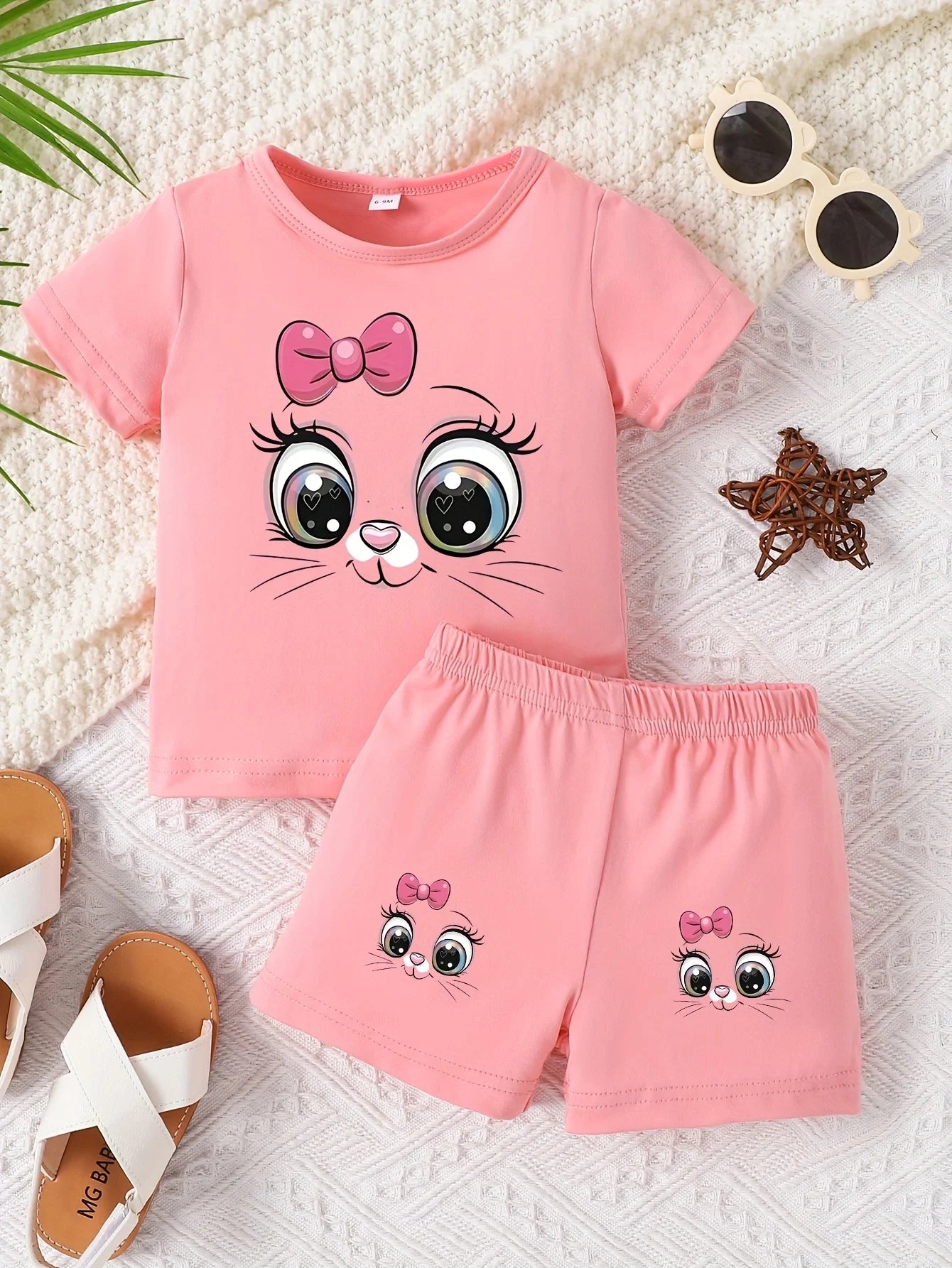 Baby girl round neck short sleeved cute cartoon cat pattern top simple shorts two-piece set for spring and summer