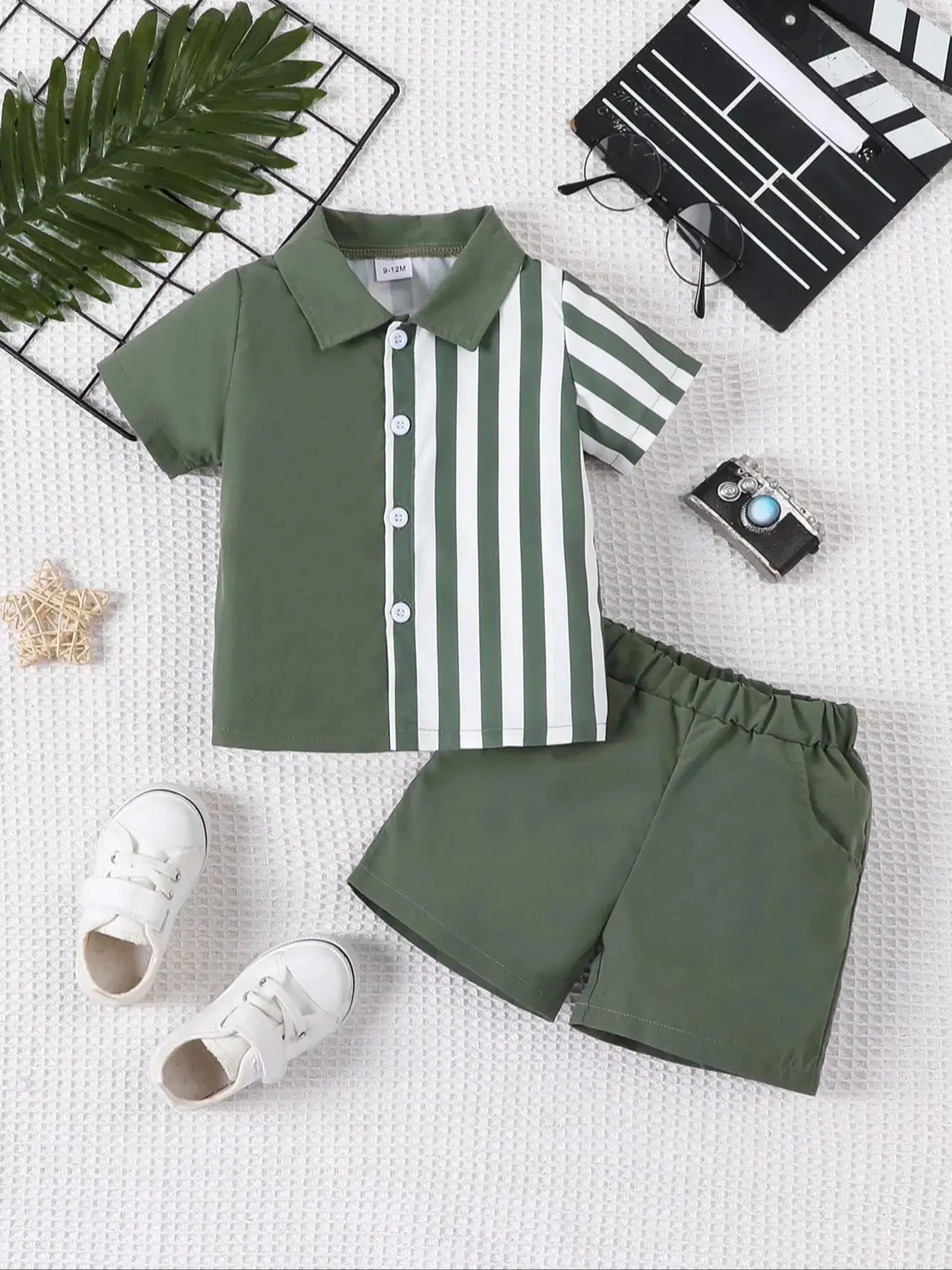 Set of fashionable and casual solid color splicing short sleeved shirt top and shorts for baby boys, summer