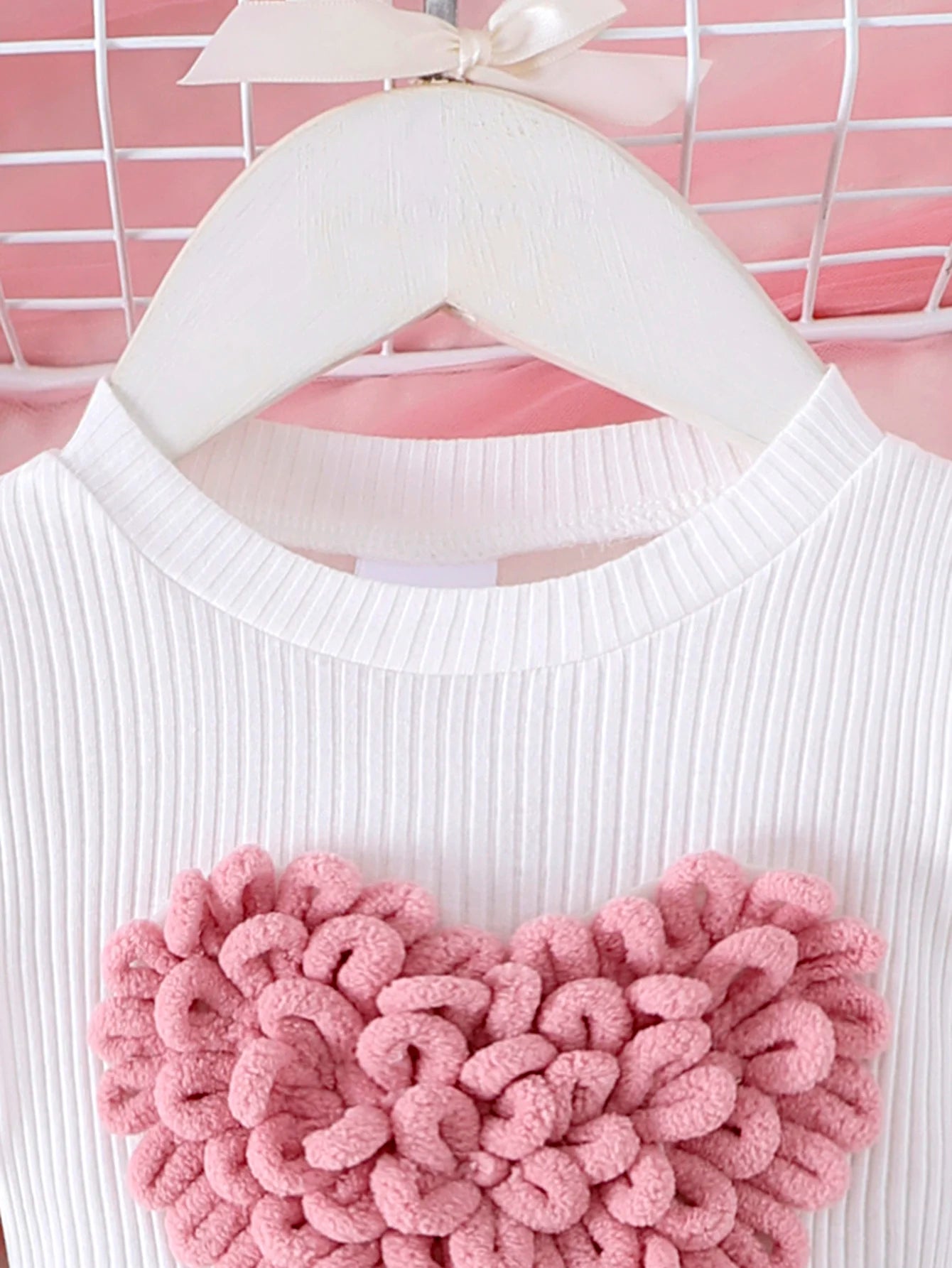 Winter 2PCS New Style For 0-3 Year Old Girls, Comfortable Sweet And Cute Bubble Sleeves, Love Chapter Top + Pink Short Skirt Set