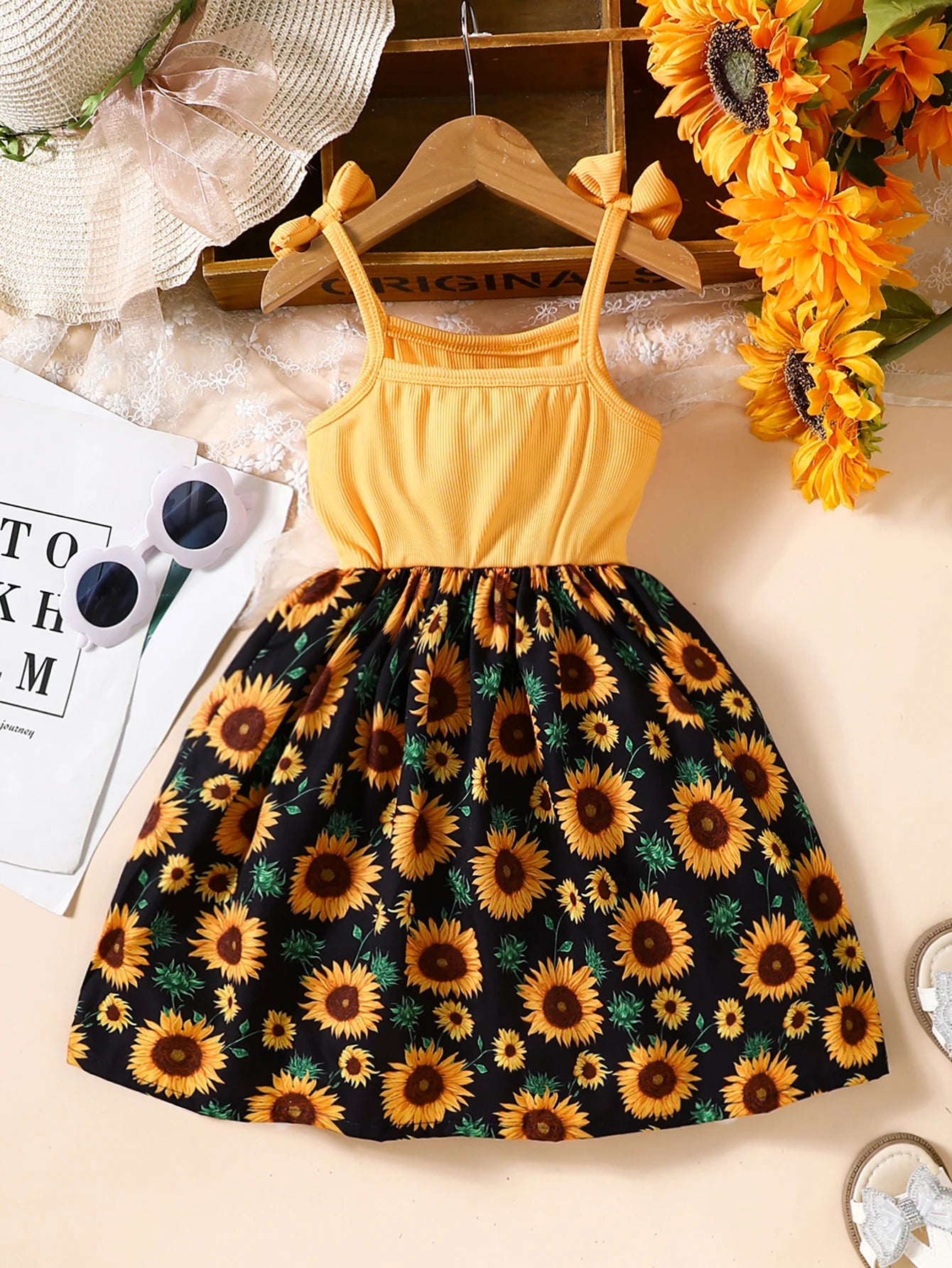 Girls' Spring and Summer Casual Fashion Knitted Suspender Dress with Bow and Sunflower Flowers