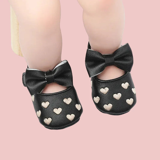 Baby Shoes Classic Dress Cute Bow-knot Heart Anti-slip Soft Sole First Walkers Infant Baby Girls Toddler Shoes 0-18m